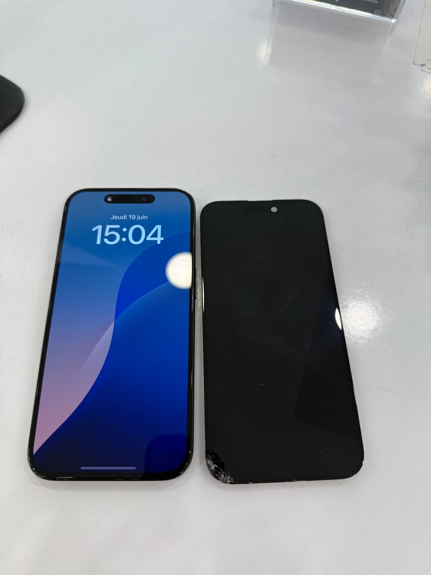 Réparation écran Samsung — avant après Mobile Store